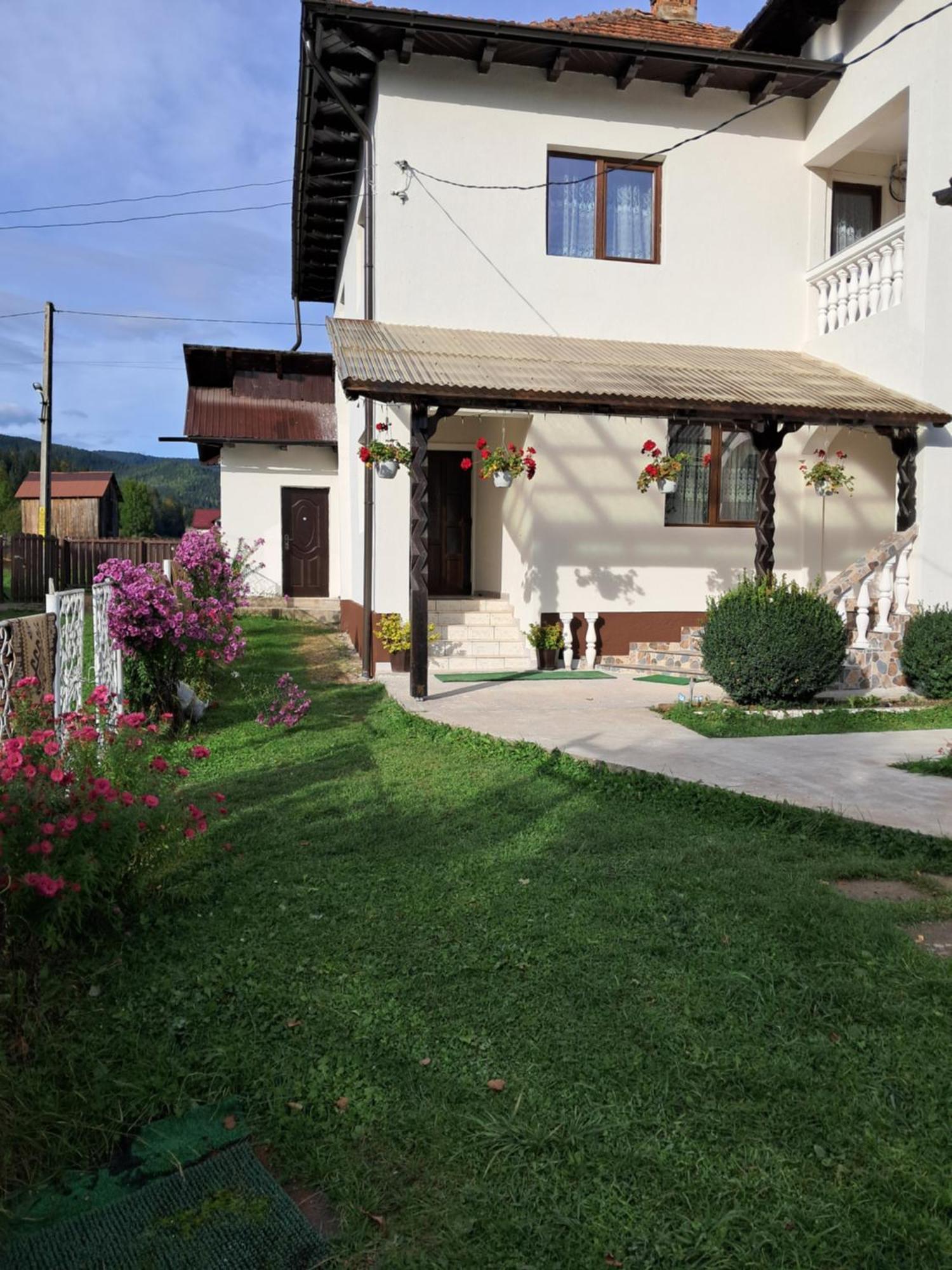 Hotel Casa Ionescu Sadová Exterior foto